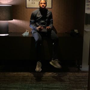 Meet your Posher, Derryl